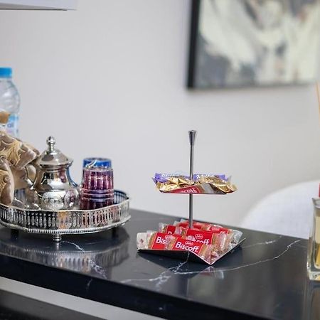 Studio Chic Avec Parking Casablanca Zewnętrze zdjęcie